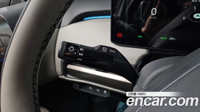 Kia EV3 Long Range 2WD Earth 2025 — фото 14