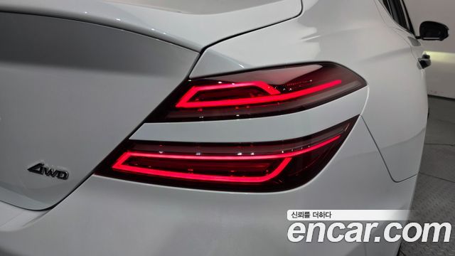 Genesis G70 Gasoline 3.3T 4WD 2021 — фото 29
