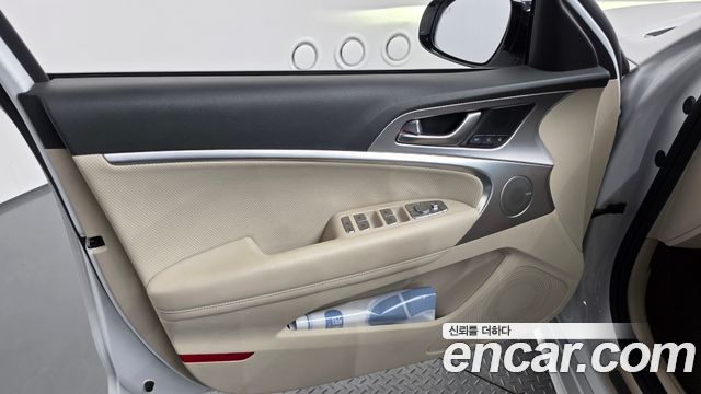Genesis G70 Gasoline 3.3T 4WD 2021 — фото 30