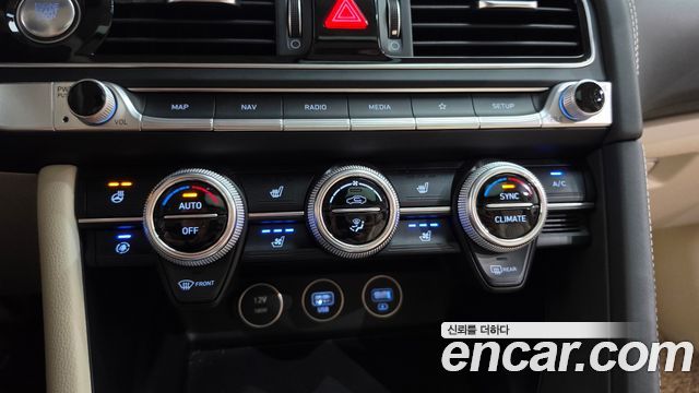 Genesis G70 Gasoline 3.3T 4WD 2021 — фото 37