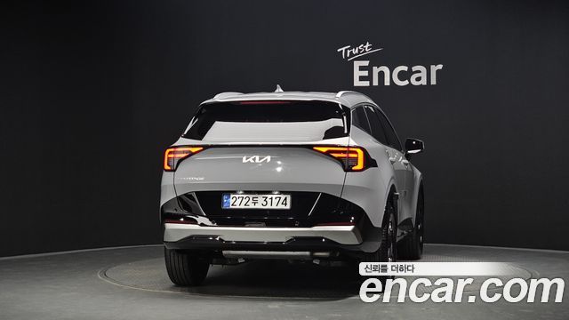 Kia Sportage (V) Gasoline 1.6 Turbo 2WD Signature 2025 — фото 4