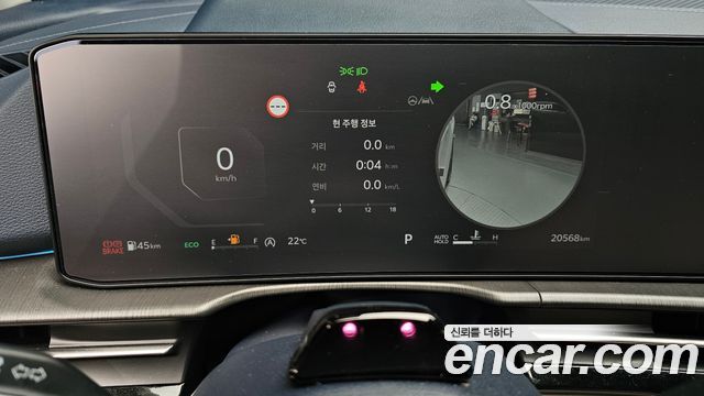 Kia Sportage (V) Gasoline 1.6 Turbo 2WD Signature 2025 — фото 8