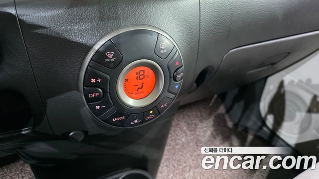 Nissan Cube 1.8 SL Z12 2013 — фото 14