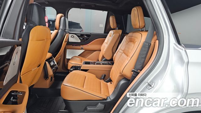 Lincoln Aviator (II) 3.0 Black Label AWD 2022 — фото 12