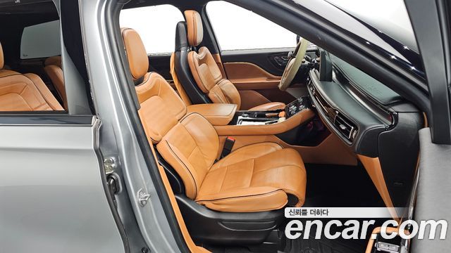 Lincoln Aviator (II) 3.0 Black Label AWD 2022 — фото 26