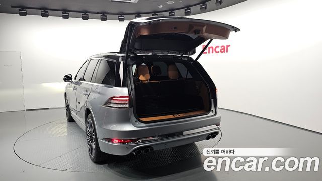 Lincoln Aviator (II) 3.0 Black Label AWD 2022 — фото 37
