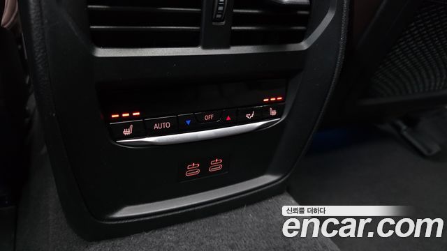 BMW i4 eDrive40 M Sports Pro 2023 — фото 30