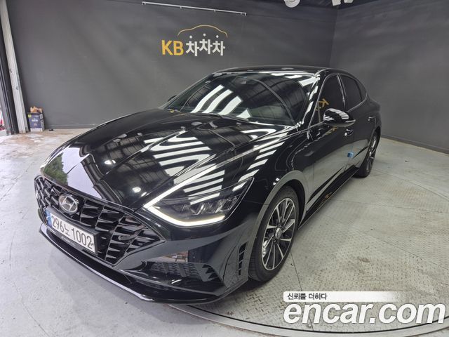 Hyundai Sonata (DN8) 2.0 Premium Plus
