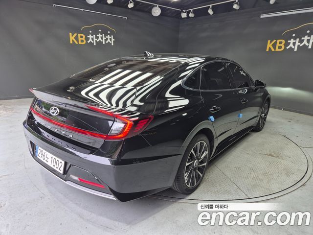 Hyundai Sonata (DN8) 2.0 Premium Plus 2022 — фото 4