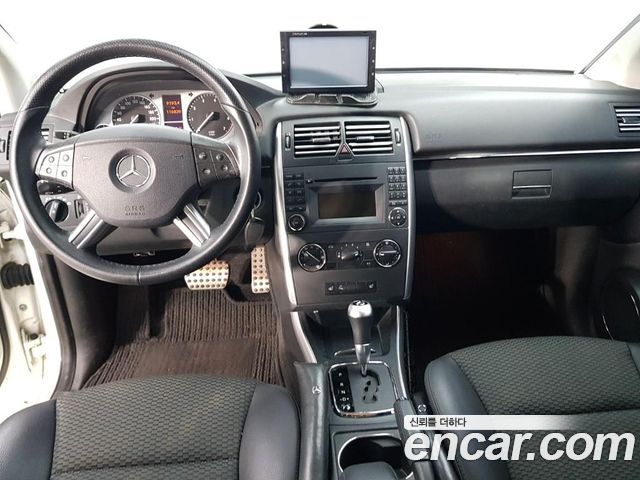 Mercedes-Benz B-Class (W245) B200 2011 — фото 5