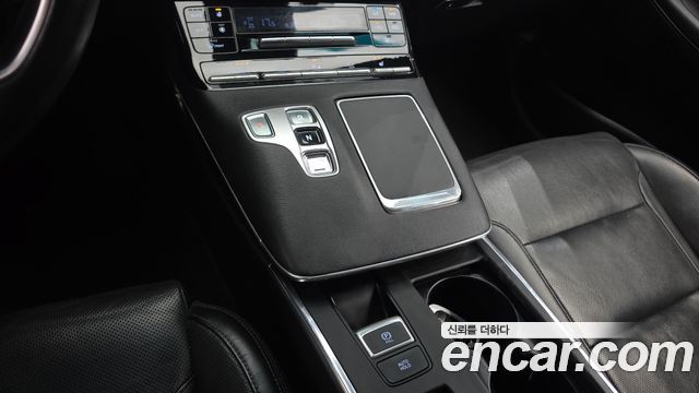 Hyundai Grandeur (IG) 2.5 Premium 2020 — фото 9