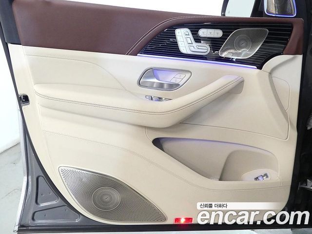 Mercedes-Benz GLS-Class (X167) Maybach GLS600 4MATIC Manufakur 2023 — фото 9