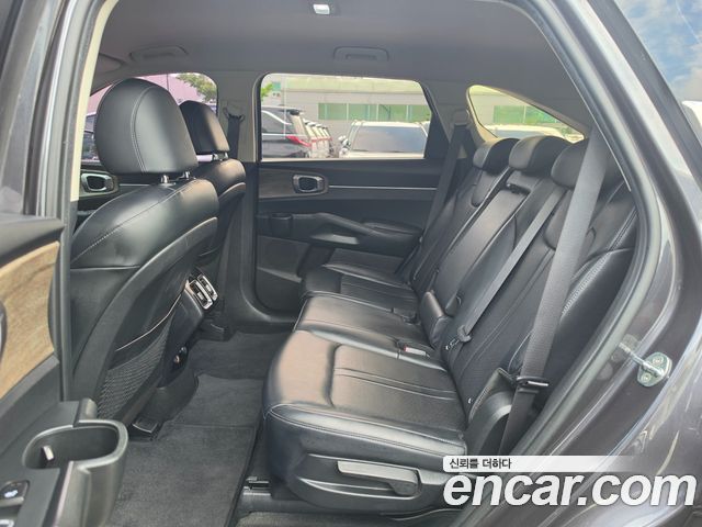 Kia Sorento (IV) Diesel 2.2 2WD Prestige 2023 — фото 16