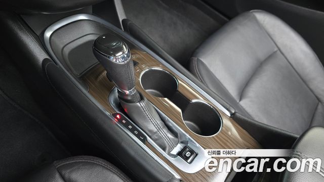 Chevrolet Malibu 1.5 Turbo Perfect Black LTZ 2017 — фото 9