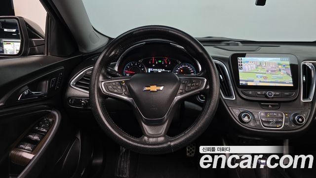 Chevrolet Malibu 1.5 Turbo Perfect Black LTZ 2017 — фото 12