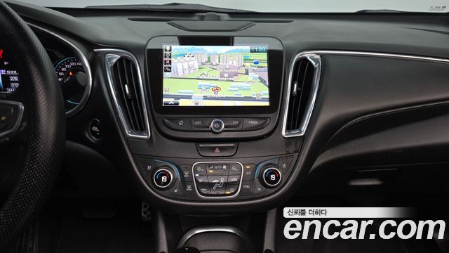 Chevrolet Malibu 1.5 Turbo Perfect Black LTZ 2017 — фото 13