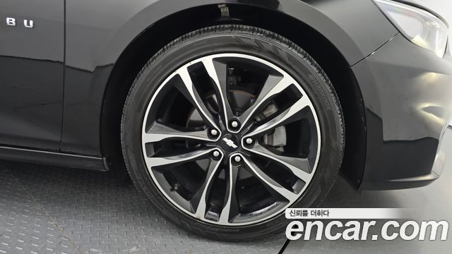 Chevrolet Malibu 1.5 Turbo Perfect Black LTZ 2017 — фото 21