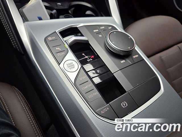 BMW 4 Series (G22) 420i M Sport Performance Gran Coupe 2024 — фото 9