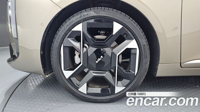 Kia K8 2.5 Gasoline 2WD Signature 2025 — фото 5