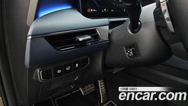 Kia K8 2.5 Gasoline 2WD Signature 2025 — фото 31