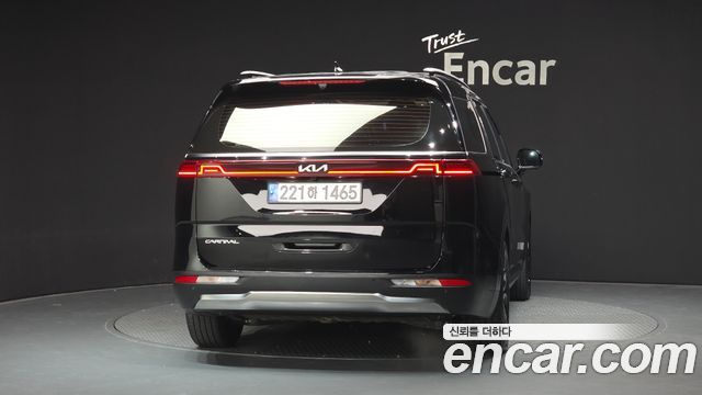 Kia Carnival (IV) Gasoline 9-Seater Signature 2023 — фото 4
