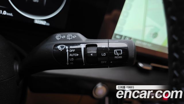 Kia Carnival (IV) Gasoline 9-Seater Signature 2023 — фото 18
