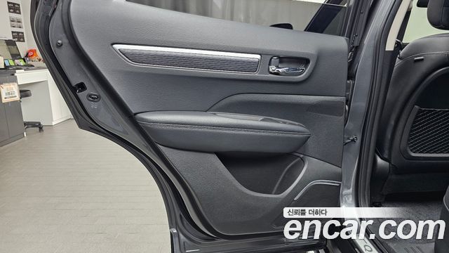 Renault Korea QM6 2.0 LPe RE Signature 2WD 2021 — фото 31