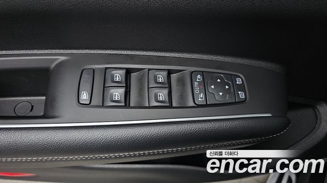 Renault Korea QM6 2.0 LPe RE Signature 2WD 2021 — фото 34