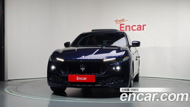 Maserati Levante 3.0 Diesel AWD Sport 2017 — фото 3