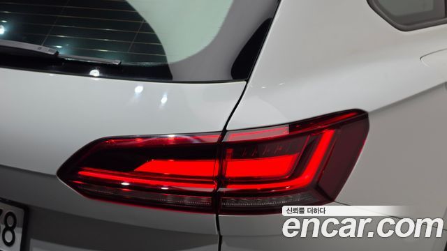 Volkswagen Touareg (III) 3.0 TDI Premium 2021 — фото 23