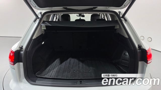 Volkswagen Touareg (III) 3.0 TDI Premium 2021 — фото 27