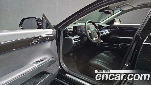 Hyundai Grandeur (GN7) 2,5 Gasoline 2WD Exclusive 2023 — фото 10