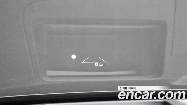 Hyundai Grandeur (GN7) 2,5 Gasoline 2WD Exclusive 2023 — фото 16