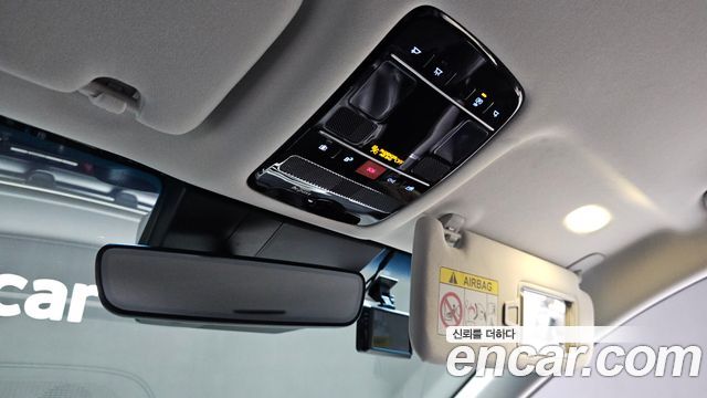 Hyundai Grandeur (GN7) 2,5 Gasoline 2WD Exclusive 2023 — фото 19