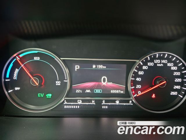 Kia Sorento (IV) HEV 1.6 2WD Prestige 2023 — фото 8