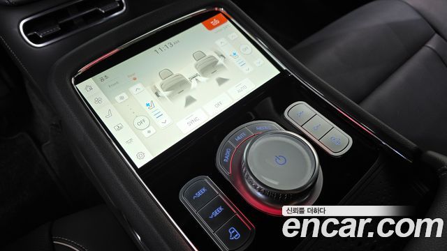 Genesis G90 (RS4) Gasoline 3.5 Turbo AWD 2023 — фото 19