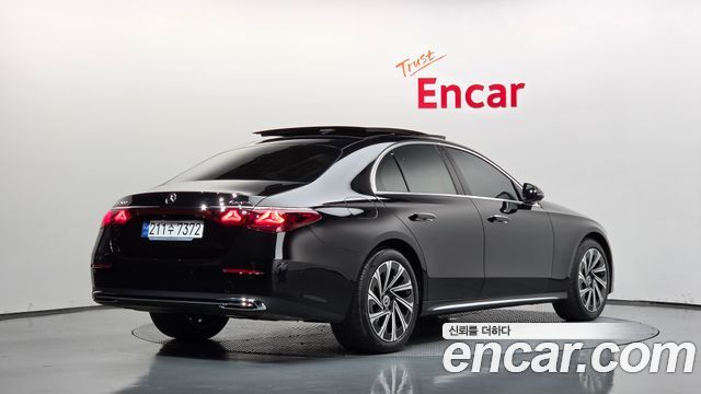 Mercedes-Benz E-Class (W214) E300 4MATIC Exclusive 2024 — фото 2