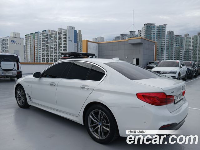 BMW 5 Series (G30) 520d xDrive M Sport Package 2018 — фото 4