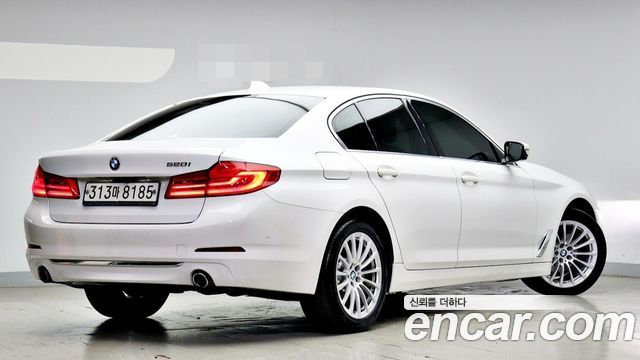BMW 5 Series (G30) 520i Luxury 2019 — фото 3