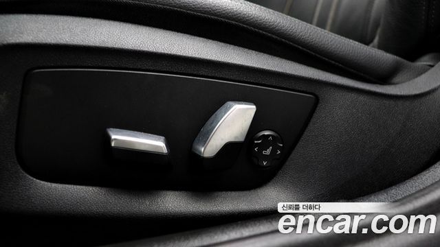 BMW 5 Series (G30) 520i Luxury 2019 — фото 15