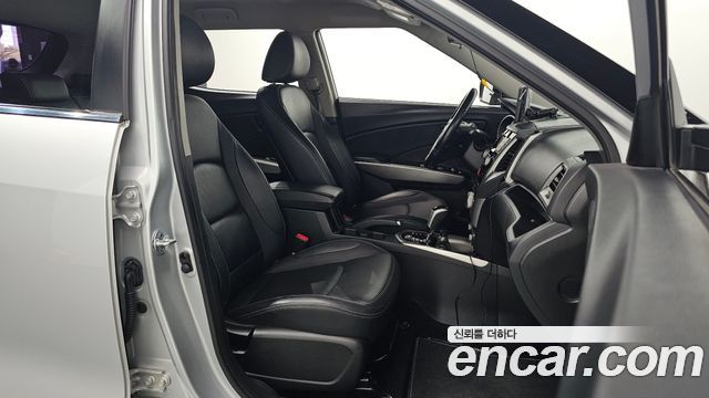 KG Mobility (SsangYong) Tivoli VX 2WD 2016 — фото 10