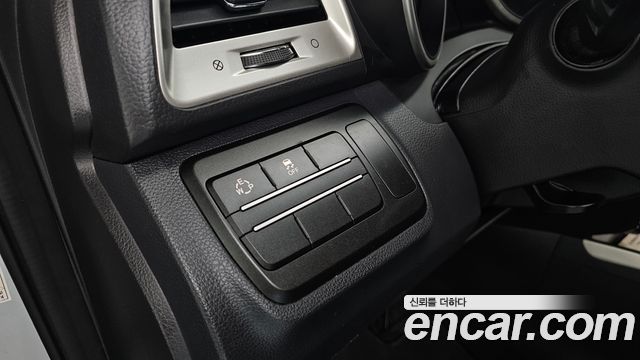 KG Mobility (SsangYong) Tivoli VX 2WD 2016 — фото 18