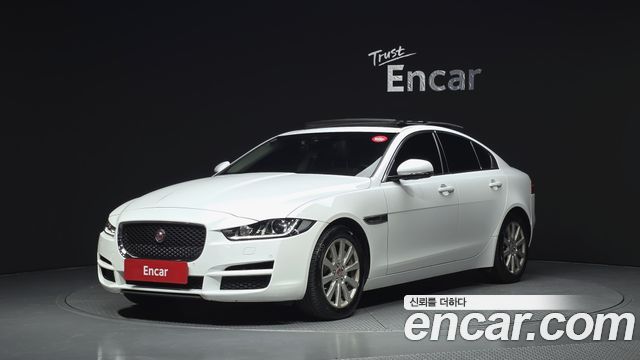 Jaguar XE 20t Prestige