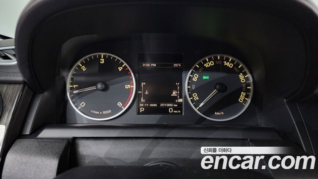 Land Rover Discovery 4 3.0 SDV6 HSE 2013 — фото 8