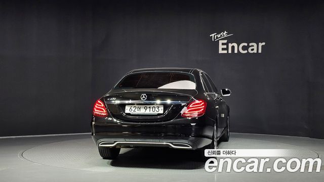 Mercedes-Benz C-Class (W205) C200 Avantgarde 2017 — фото 4