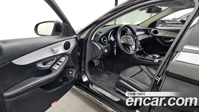 Mercedes-Benz C-Class (W205) C200 Avantgarde 2017 — фото 10