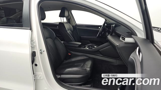 Kia K5 (III) 2.0 Prestige 2022 — фото 10