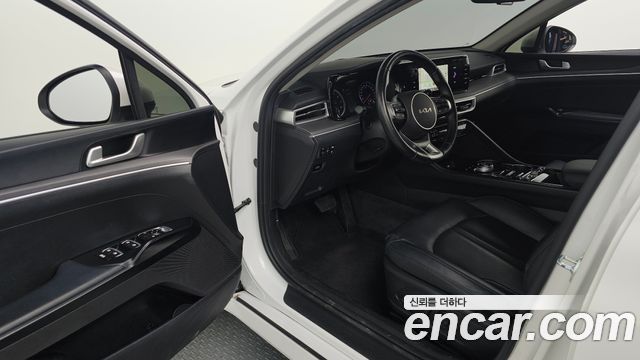 Kia K5 (III) 2.0 Prestige 2022 — фото 15