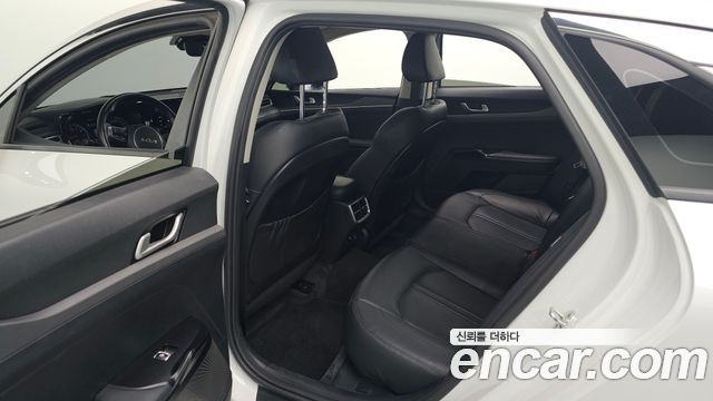 Kia K5 (III) 2.0 Prestige 2022 — фото 16