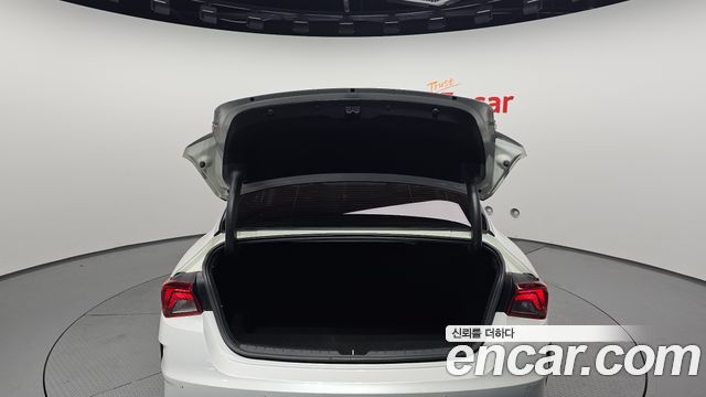 Kia K5 (III) 2.0 Prestige 2022 — фото 24